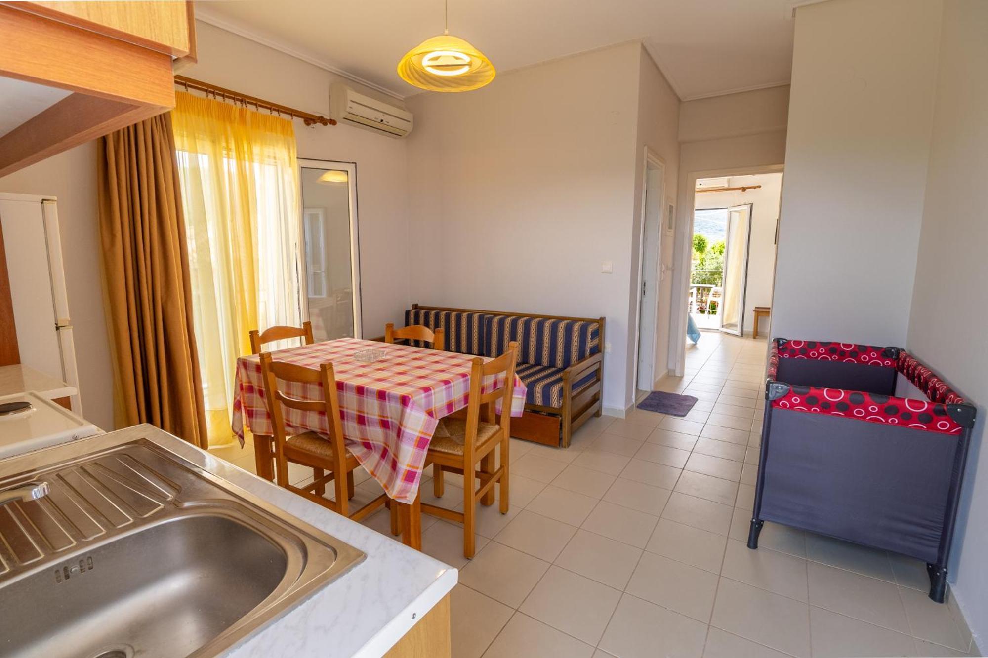 Apartments Thekla Karavádhos Dış mekan fotoğraf