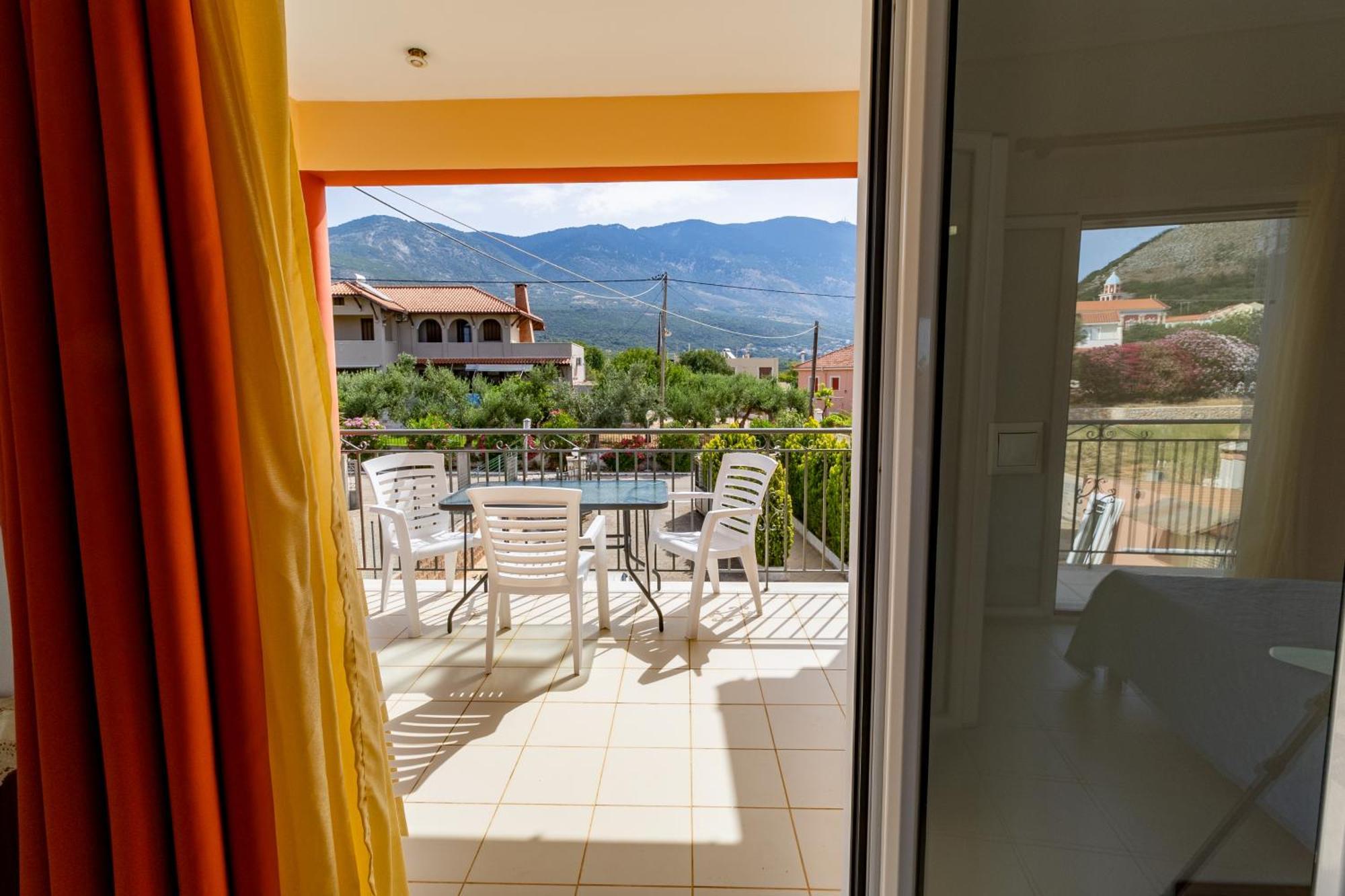 Apartments Thekla Karavádhos Dış mekan fotoğraf